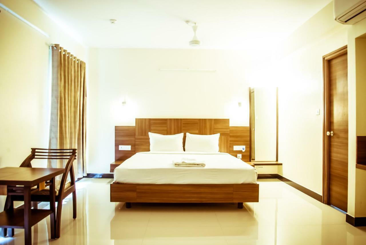 เดอะ ไพโอเนียร์ Hotel วิสาขปัตนัม ภายนอก รูปภาพ