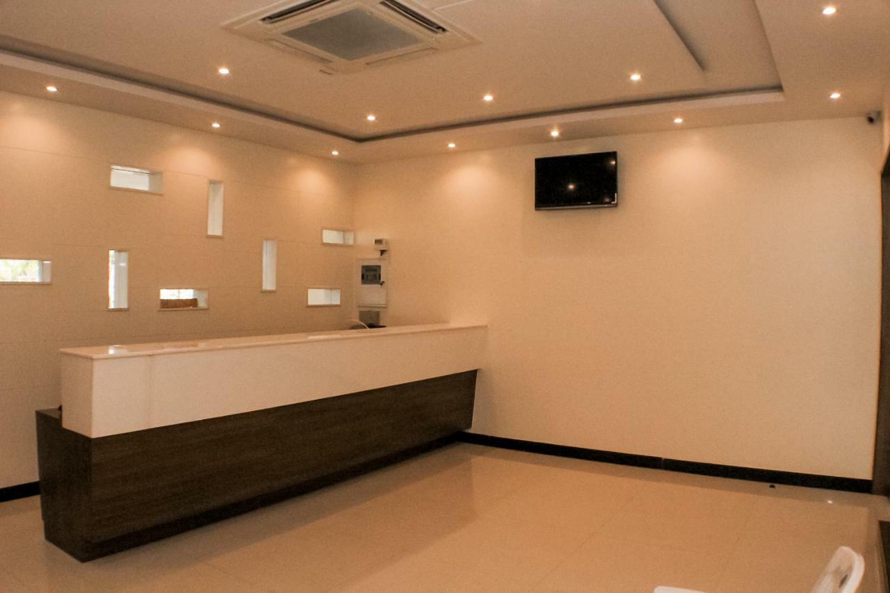 เดอะ ไพโอเนียร์ Hotel วิสาขปัตนัม ภายนอก รูปภาพ